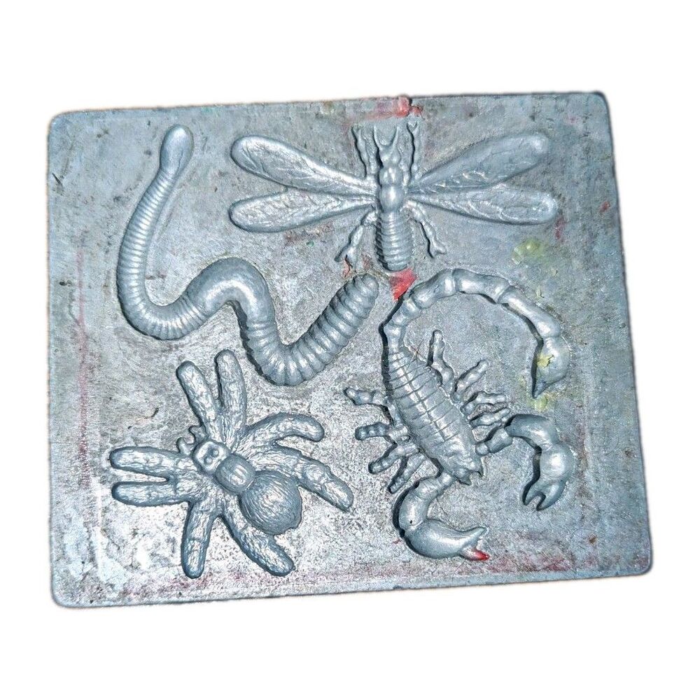 Vintage Metal Bug & Worm Toymax Creepy Crawler Plate Spider Scorpion Thingmaker